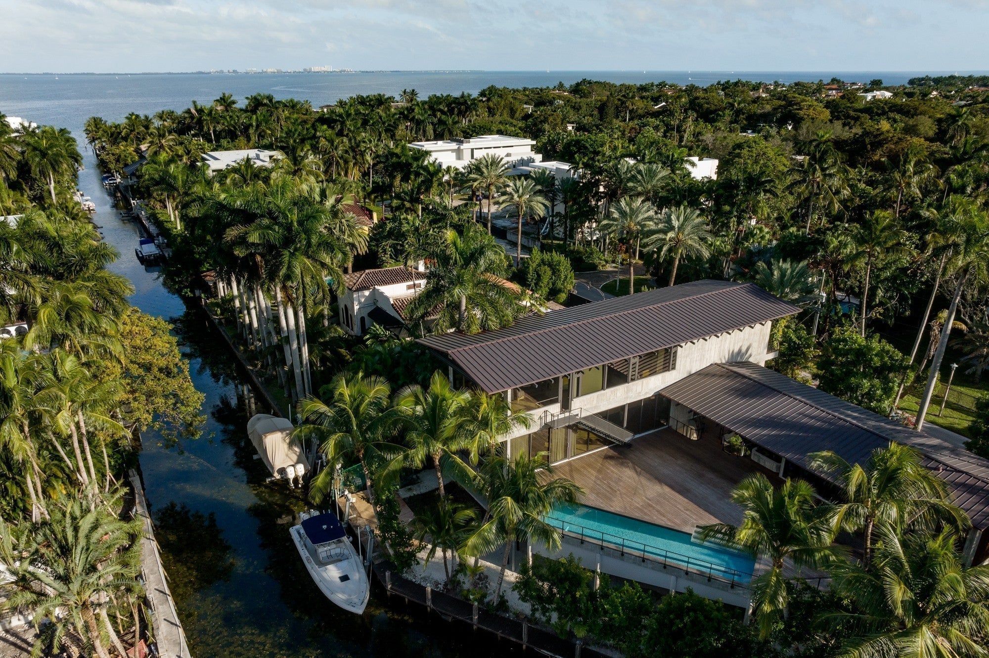 Sublime Architecture in Miami – Northern Wide Plank
